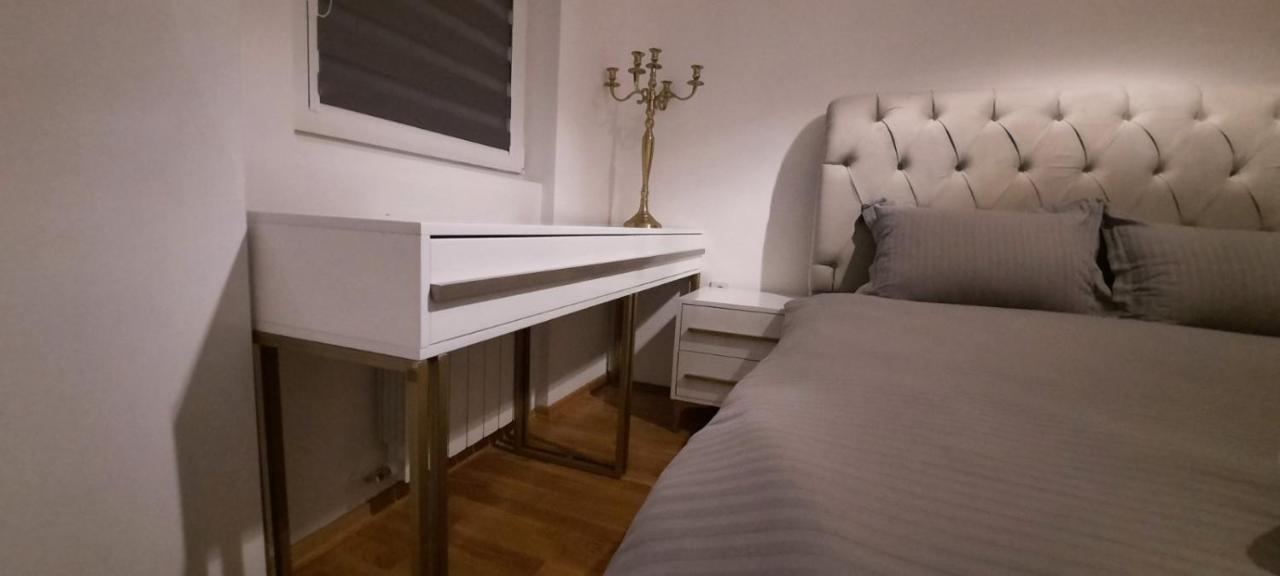 Luxury Apartment Iva II Скоп'є Екстер'єр фото