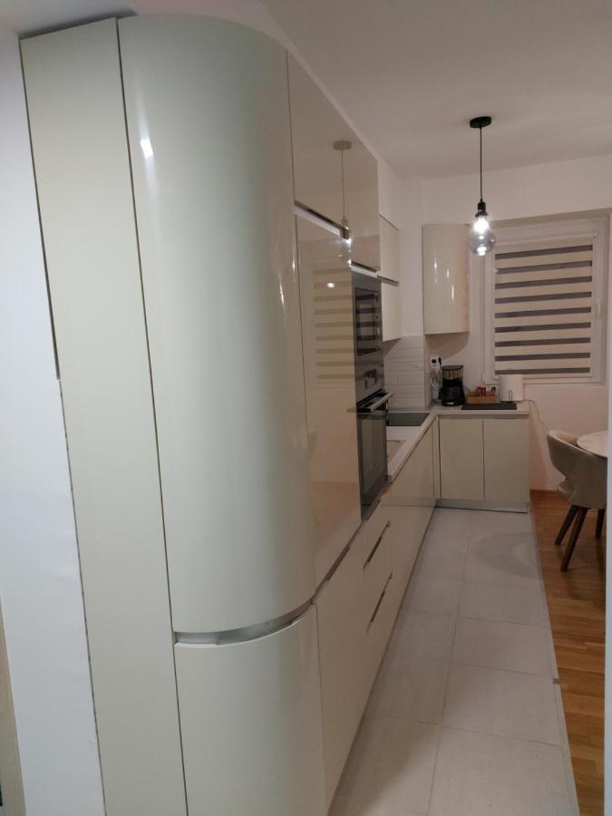 Luxury Apartment Iva II Скоп'є Екстер'єр фото